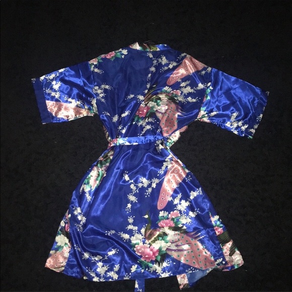 KIMONO ROBE - Picture 2 of 3